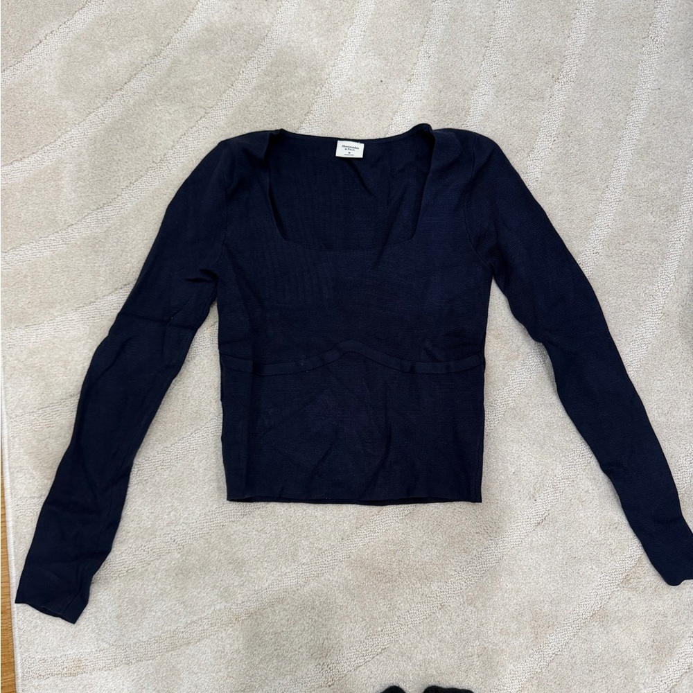Abercrombie Navy Long Sleeve Square-Neck Ribbed Knit Top